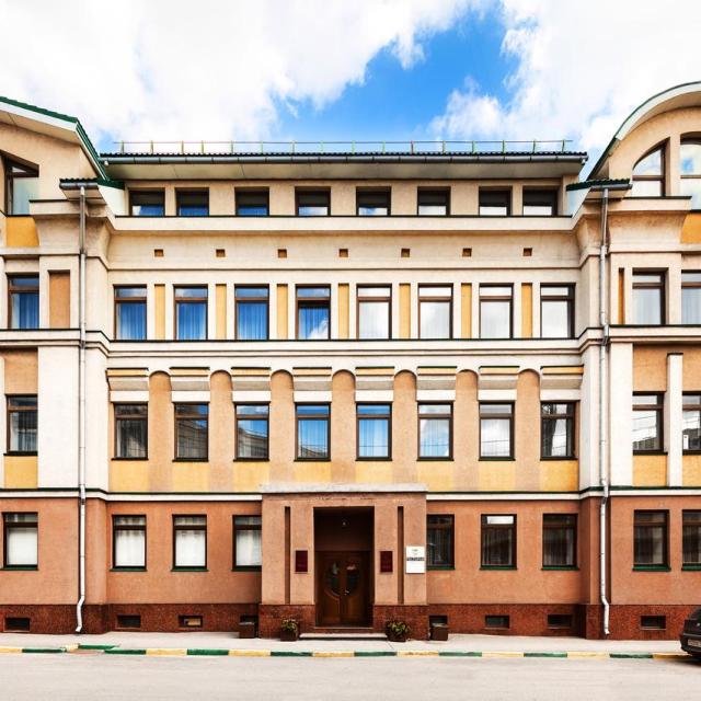 Никола Хаус