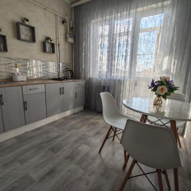 Apartments on Yaschenko street 8B