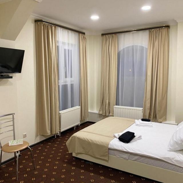 Hotel City