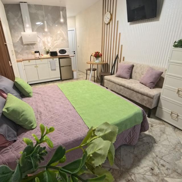 Studio B at 41k2 Kosmonavta Leonova Street