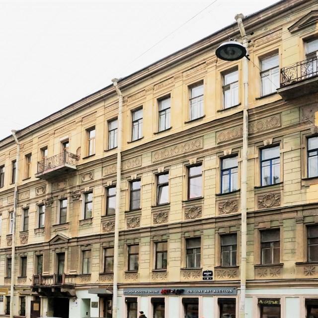Location apartments (Локейшен апартментс) на улице Моховая