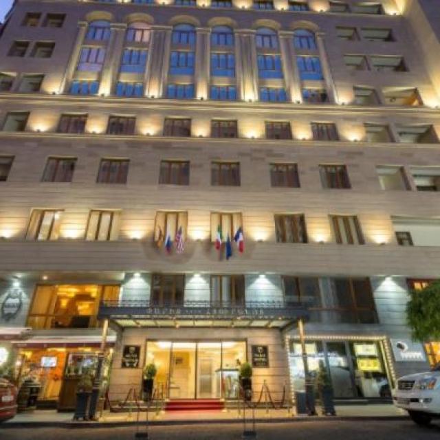 Paris Hotel Yerevan (Париж Ереван)