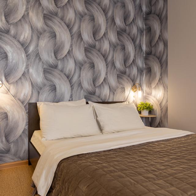 HomeHotel (ХоумОтель) на улице Бурнаковская 51