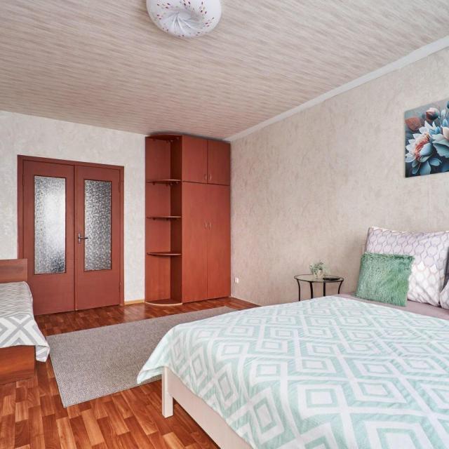 Cozy, spacious apartment near Kaluzhskaya metro station