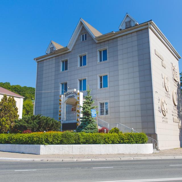 Piramid hotel