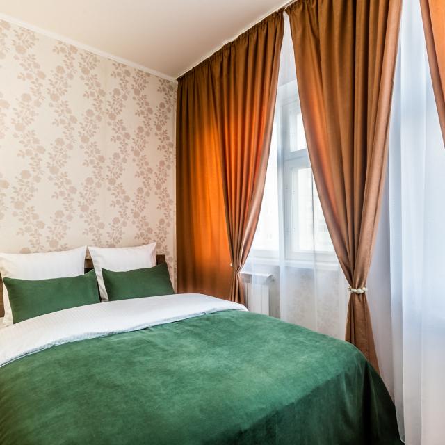 Five stars on 98 Mira Street