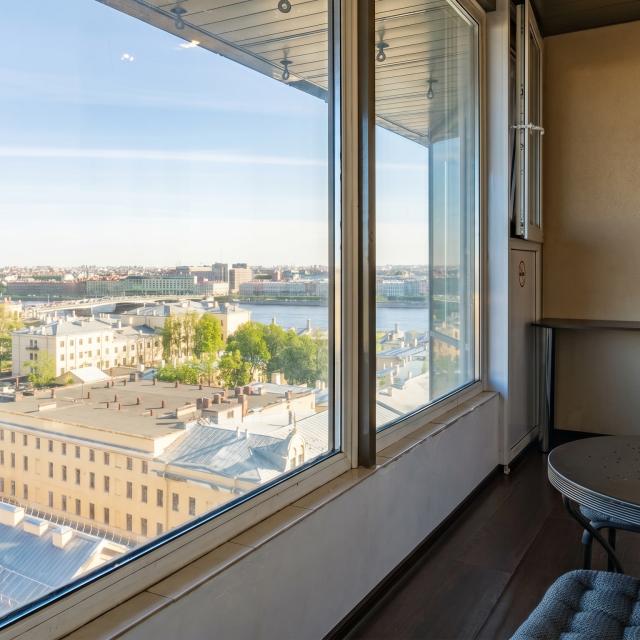 Sutki Rent (Сутки Рент) у Невы
