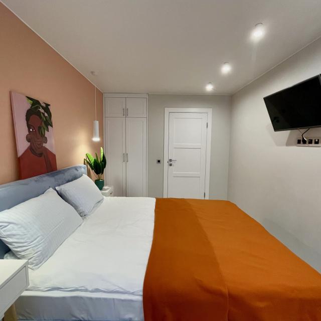 Cozy 2-room apartment on Voskresenskiy boulevard 5