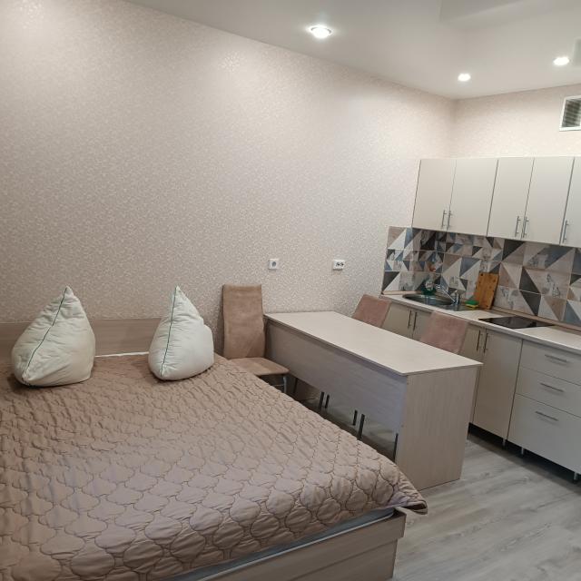 Cozy apartment on Nemirovich-Danchenko street 144/1 