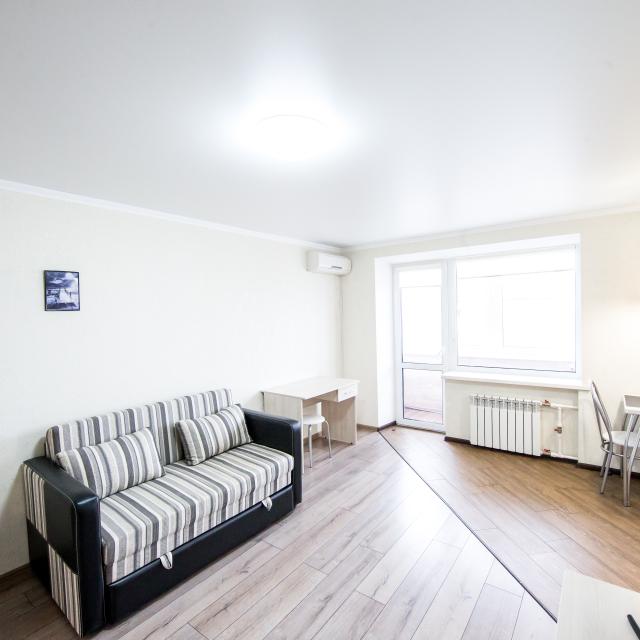 Aday Apartments (Eday Apartments) on Lenin Street 74