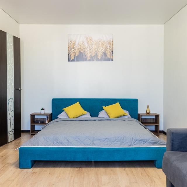 Apartments on Pichugina street 6