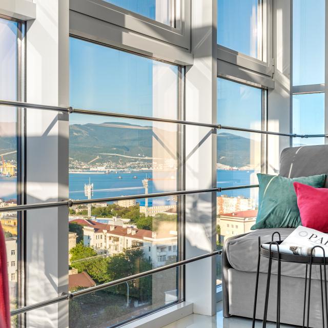 UzorApart is a comfortable studio in the center with stunning sea views