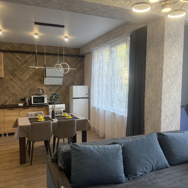 Apartments on Kalarasha 64/13k7