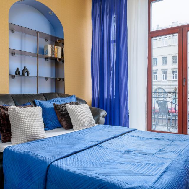 DeRent Apartments on the embankment of the Griboyedov Canal 37