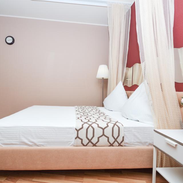 Elite apartments on Malyshev