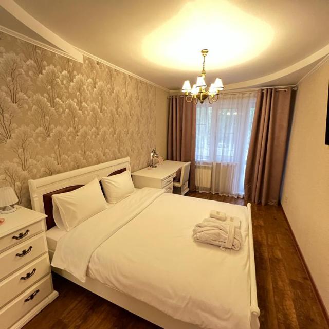Apartment on Ilya Mukhachev street 133/1