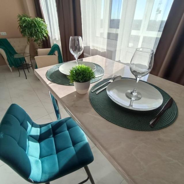 The apartments are all for guests on 10 August 85 street