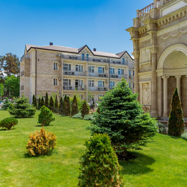 Avdallini Golden Bay