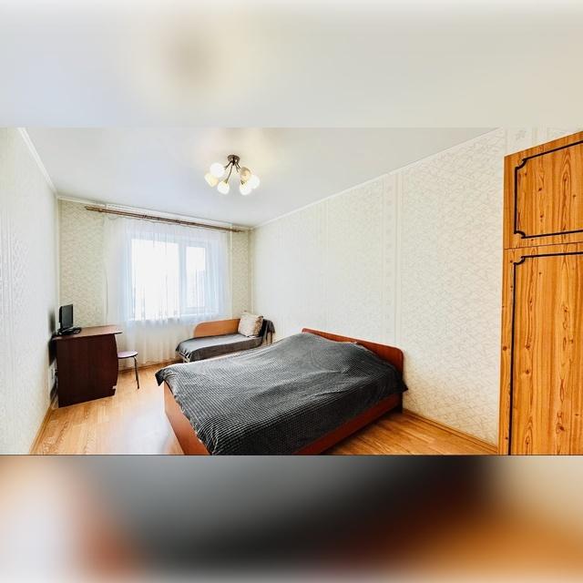 Apartments, Saburovskaya street, 2