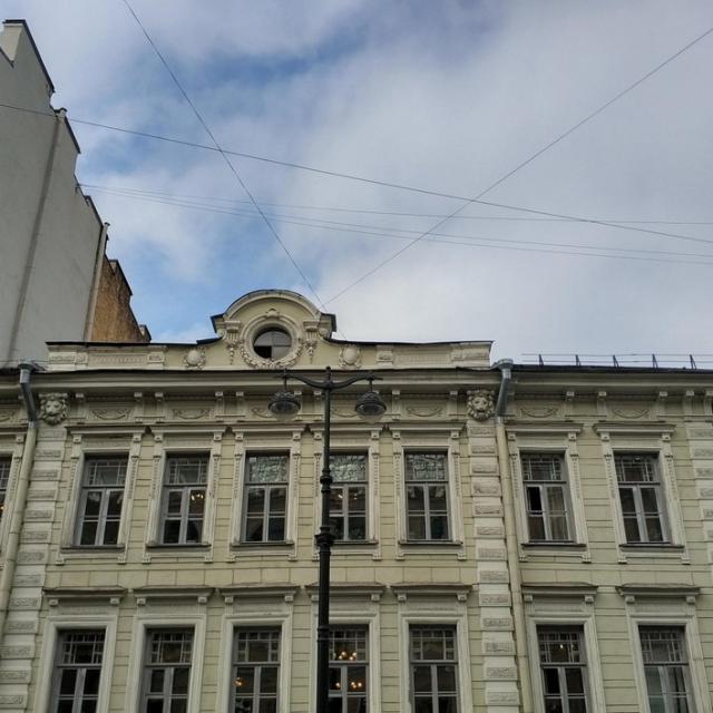 Апартаменты на улице Большая Морская 33