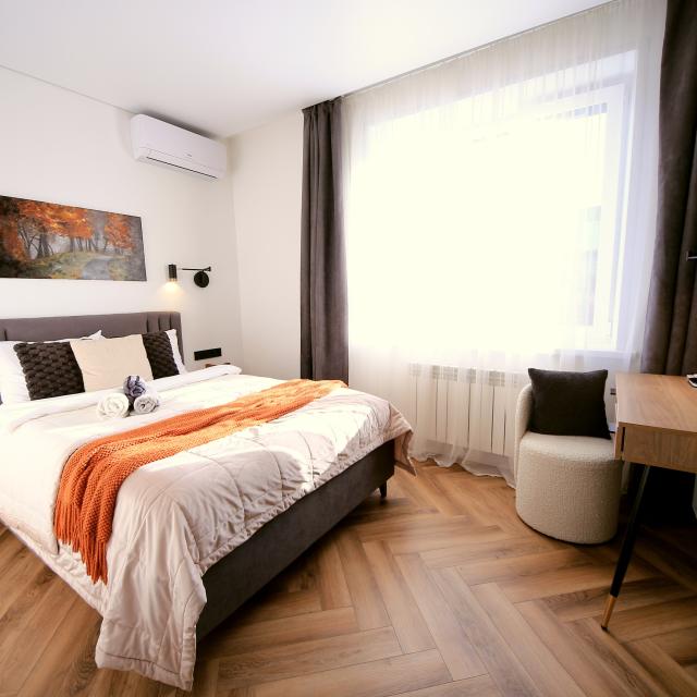 NiceAparts 1-K. - designer Open-space 46.2 m2 on Varakina Street, 13 - up to 4 people
