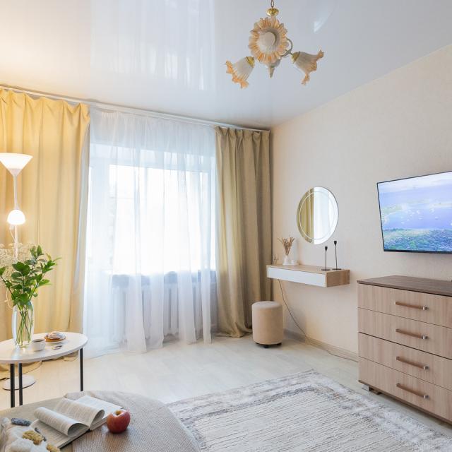 Two-room apartment on Dmitry Shamshurin 6