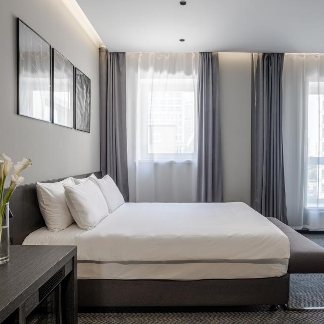 FarFour Inn&Suite 
