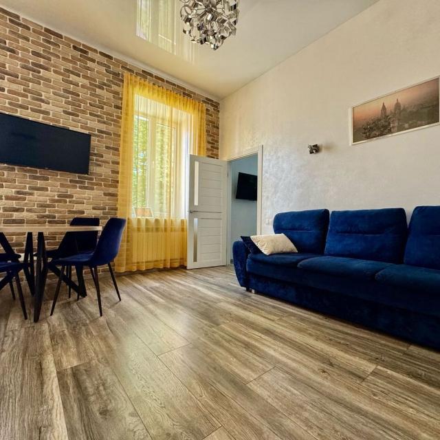 Apartment on Ordzhonikidze street 33