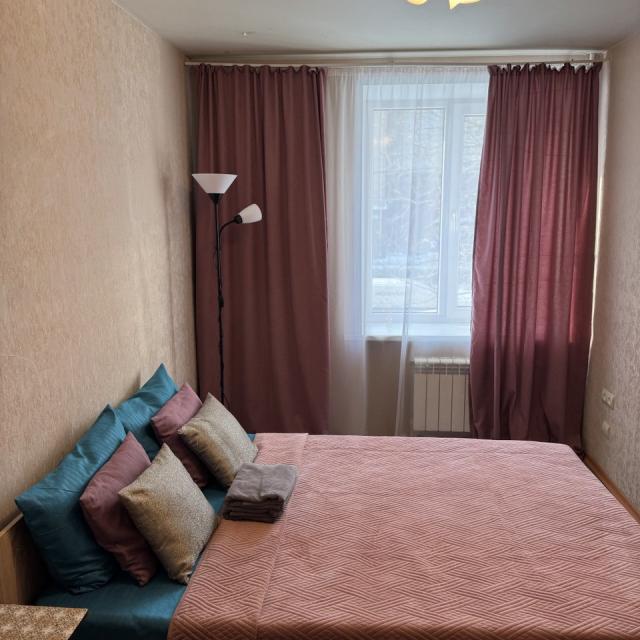 Apartments on Krasny Prospekt 70