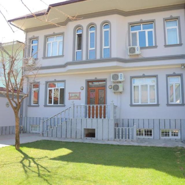 The Art Hotel (Зе Арт)