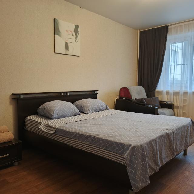 Apartments on Moskovsky Prospekt 100