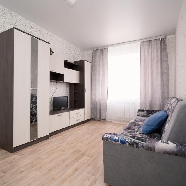 Bravo Apartments on the 1st School passage
