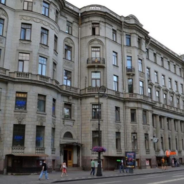 Галерея