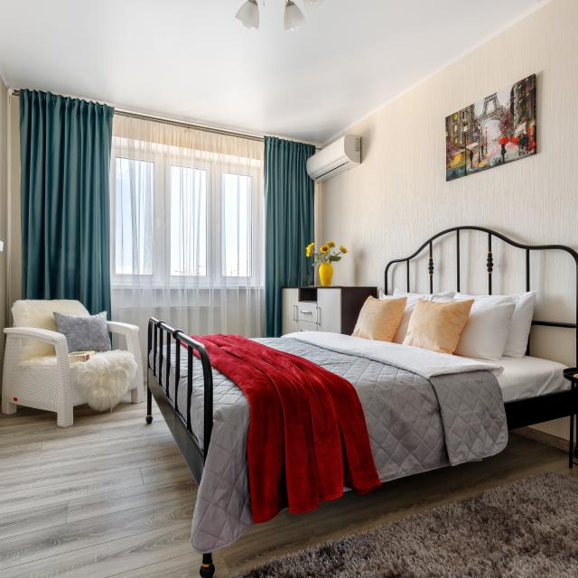 Apartments on Kommunarov street 270 bldg. 1