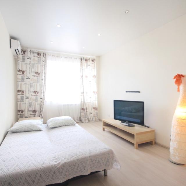 Pryanik Apartments (Пряник Апартментс) на улице Михеева 29