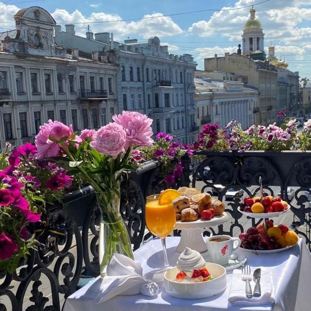 Aston Boutique Hotel