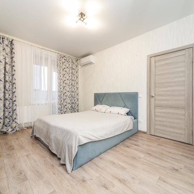 A warm and cozy apartment in a brand new area of the city