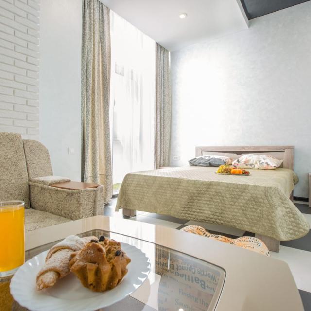 ART HOUSE HOTEL (Art House)