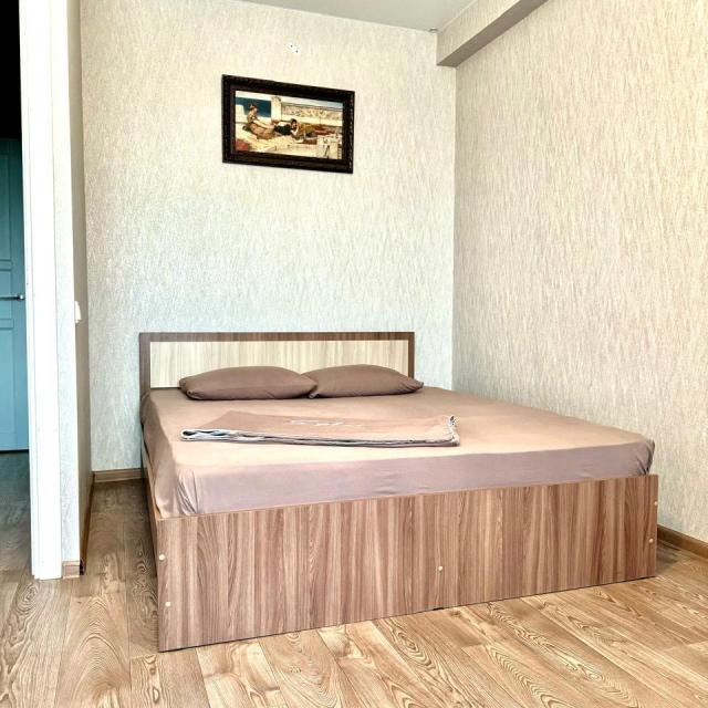 Apartments on Raisa Belyaev Avenue, 42a