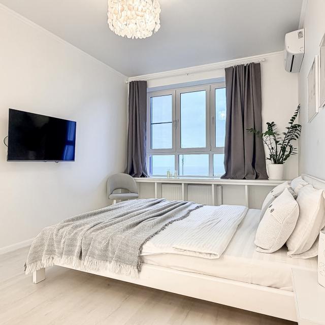 Apartment Monaco 24 on Ivan Golubets 147(58)
