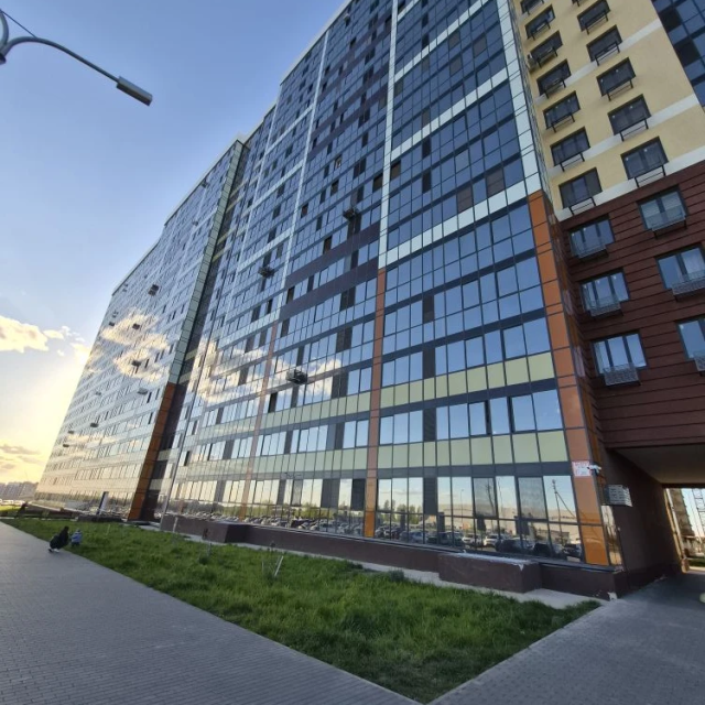 Apartment on Raskolnikova Street, 5B