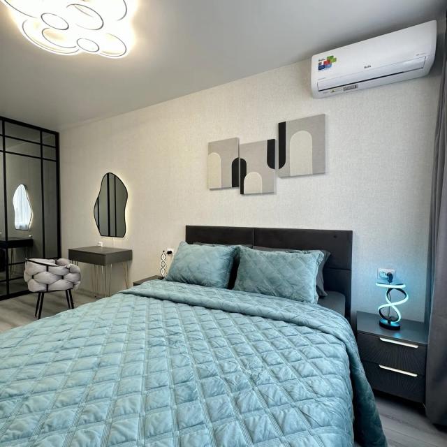 Euro 2k. apartment for 4 guests near Horizon shopping mall