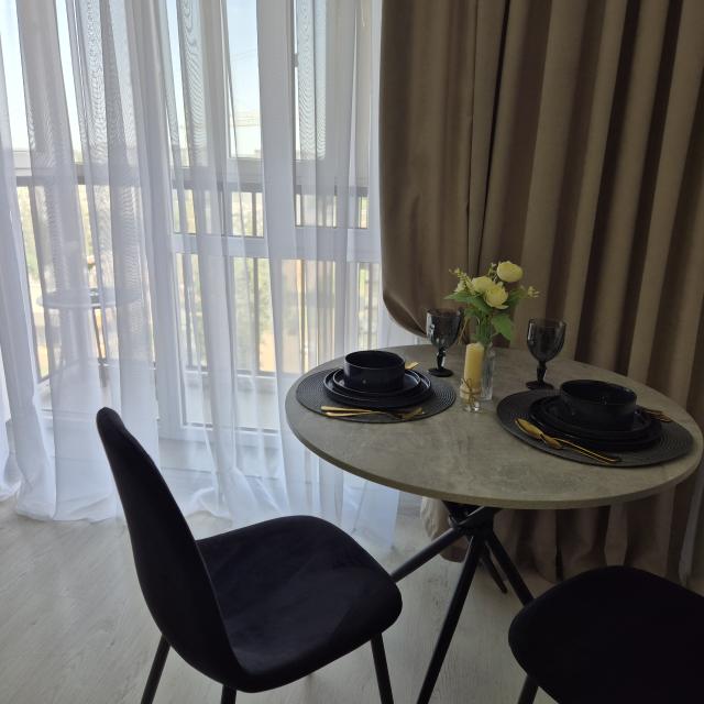 Apartments on Lemesheva 6