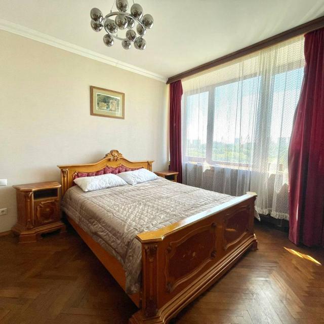 Moment House on Leningradskoe highway