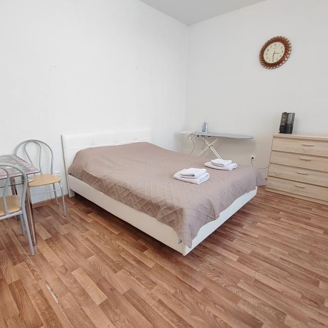 Studio apartments in the Stroiteley 7/2 neighborhood