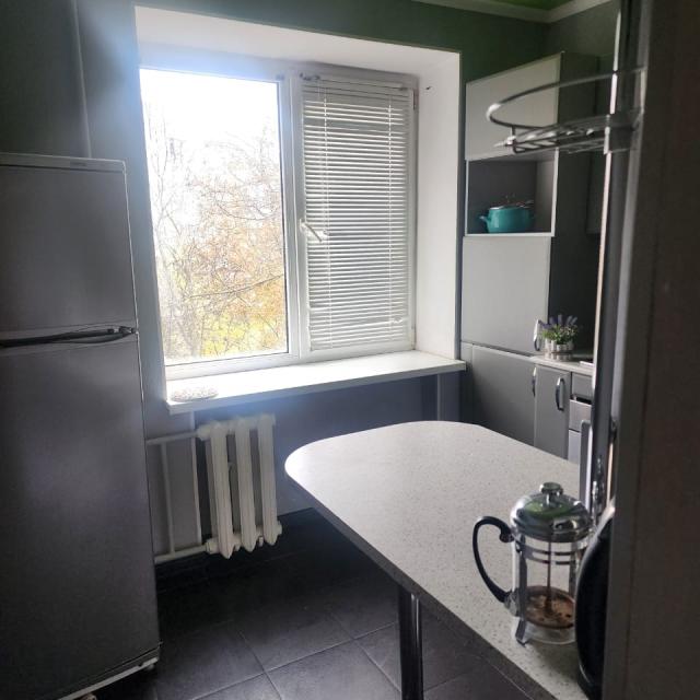 one-bedroom apartment at the foot of Mashuk, next to the upper market, opposite the city hospital