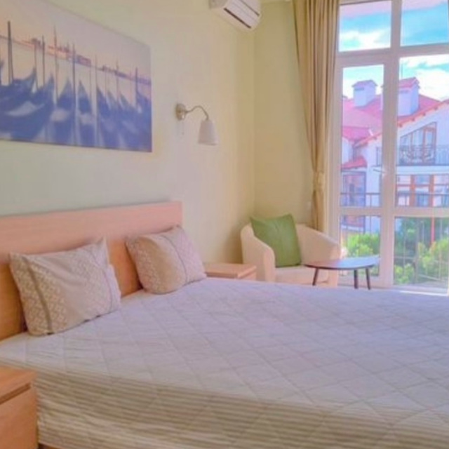 Apartments on Krymskaya 19 k4