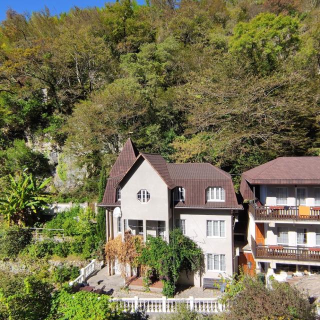 Agava Chalet Guest House