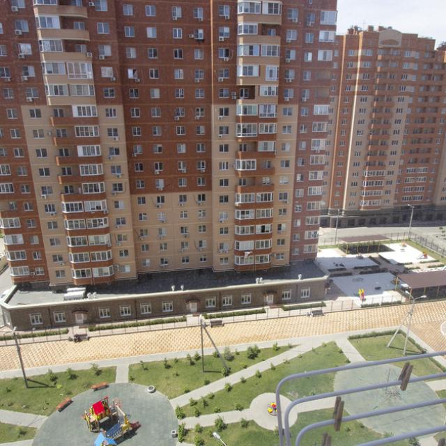 Green FOX на Латышева 3Е/1