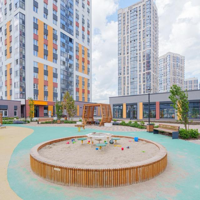 Apartments on Cosmonauts Avenue 108/2